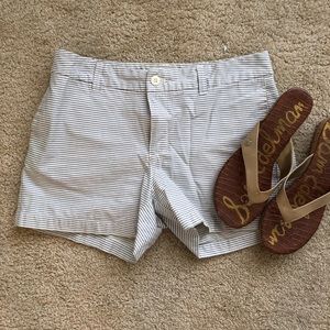 Gap Seersucker 4” Shorts